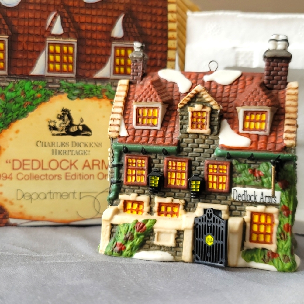 SOLD CHARLES DICKENS DEPT 50 1994 COLLECTORS EDITION ORNAMENT